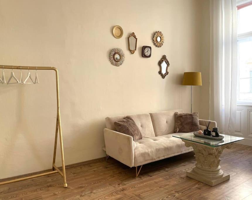 Unique In Doebling Apartment Wien